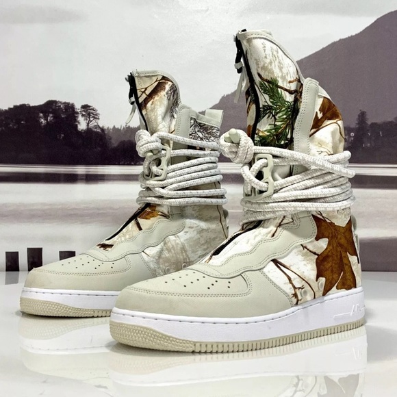 Men’s Nike SF AF1 Air Force 1 High Light Bone 10 - Picture 3 of 8